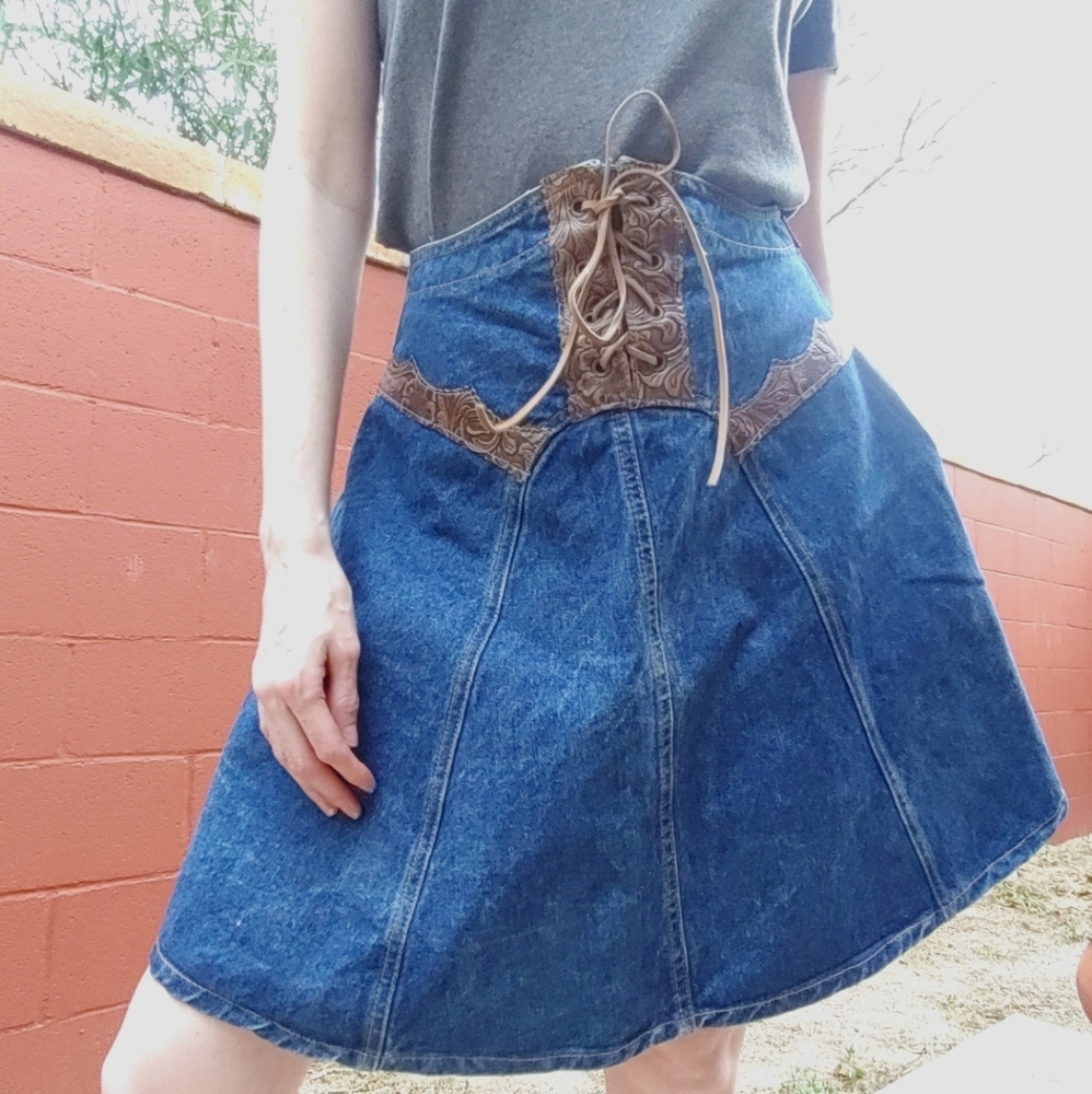 🌵SOLD🌵 VTG '80s Western Jean Skirt